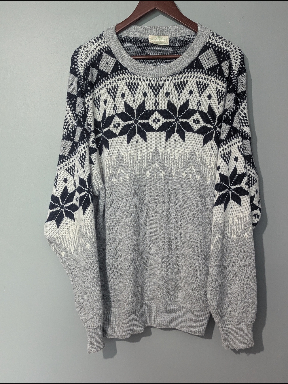 Vintage 90s Northwest Territory Grey Nordic Snowflake Faire Isle Men's Sweater